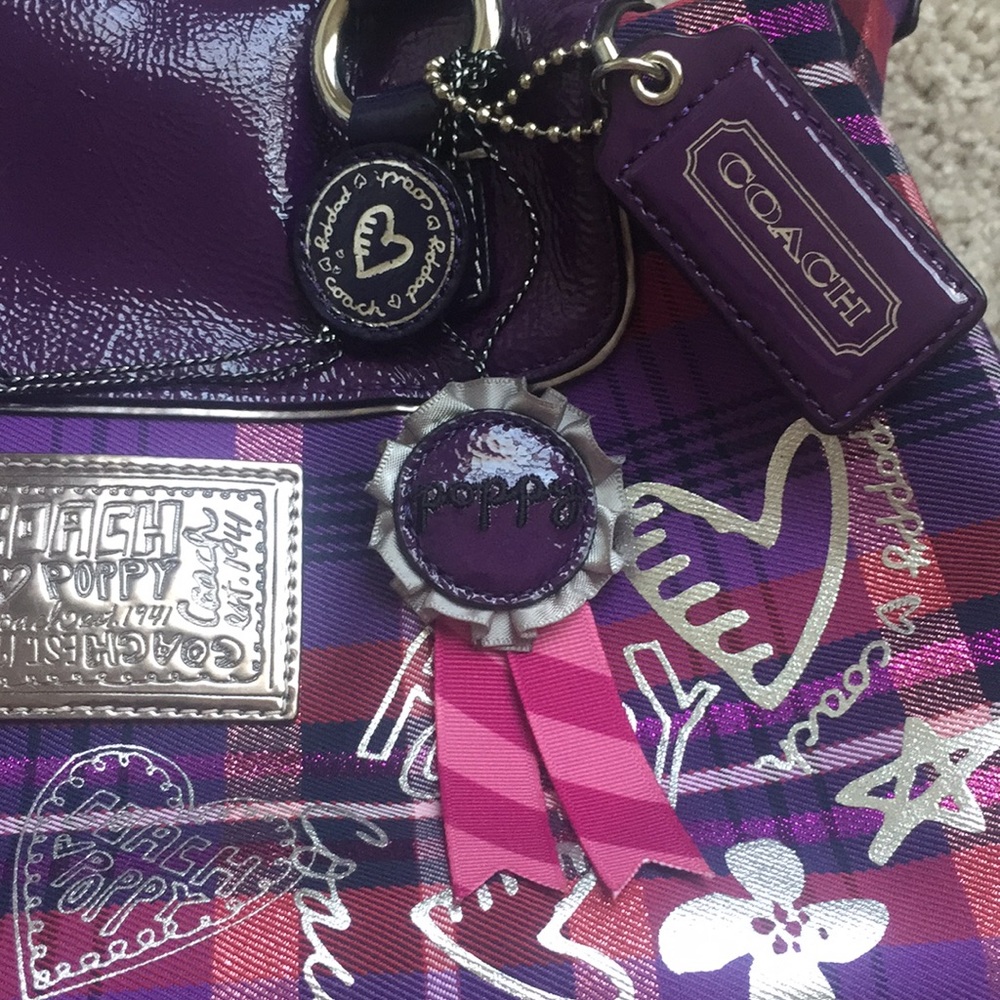 Coach Poppy Handbag - Picture 5 of 9